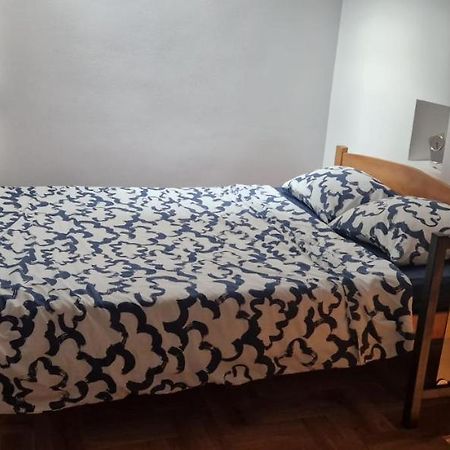 Micro Apartamento Belgrado Exterior foto