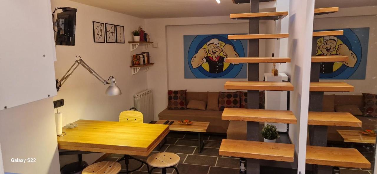 Micro Apartamento Belgrado Exterior foto