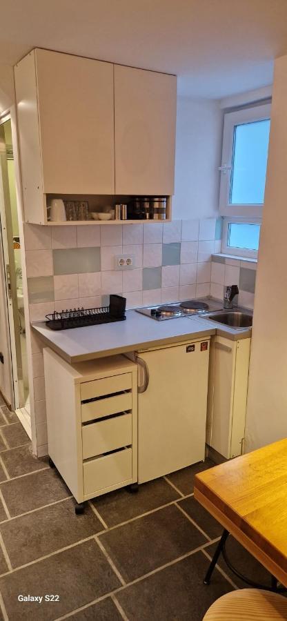 Micro Apartamento Belgrado Exterior foto