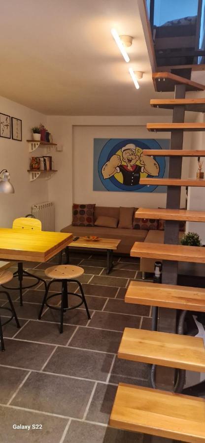 Micro Apartamento Belgrado Exterior foto