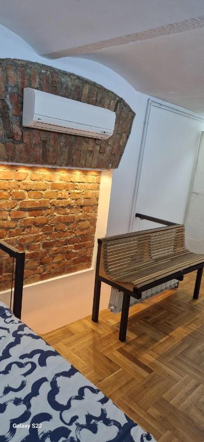 Micro Apartamento Belgrado Exterior foto