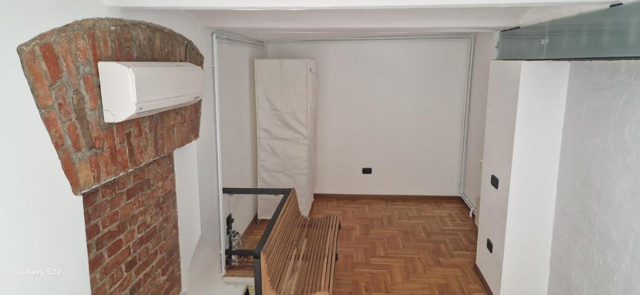 Micro Apartamento Belgrado Exterior foto